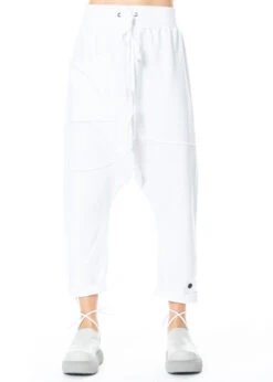 PLUSLAVIE PLÜ, Freizeithose COM PANT In Weiß -Kleider Geschaft 1019 white close up 2