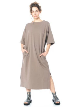 HINDAHL & SKUDELNY, Langes Kleid Mit Seitlichen Schlitzen 123K02 -Kleider Geschaft 123k02 taupe 3