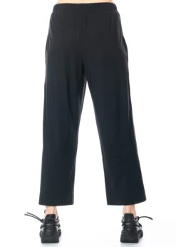 Basic Hose Mit Geradem Und Leicht Gekürztem Beinschnitt -Kleider Geschaft 230h2 gr. close up 3