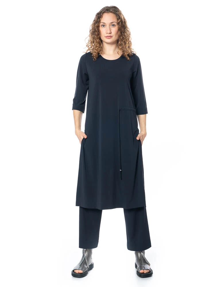 Yukai, Kleid Mit Raffung Und Seitenschlitz 8 Yukai, Kleid Mit Raffung Und Seitenschlitz – Bild 6