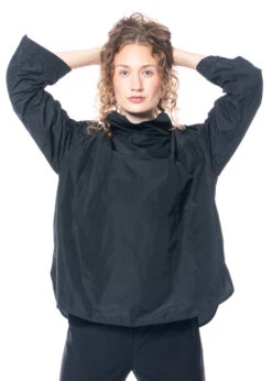 KATHARINA HOVMAN, Kurzes Shirt Mit Stehkragen 235528 -Kleider Geschaft 235528black gr. 38 m. 235894 u. strong bond woman 3