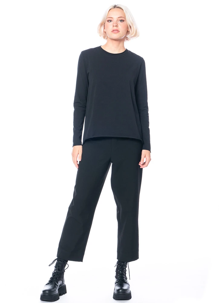 Yukai, Elegante Und Zeitlose Schwarze Hose 6 Yukai, Elegante Und Zeitlose Schwarze Hose – Bild 4