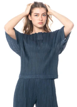 PLEATS PLEASE ISSEY MIYAKE, Shirt COTTON ROW -Kleider Geschaft 36jk611 gr. 5 m. pp36jf613 2