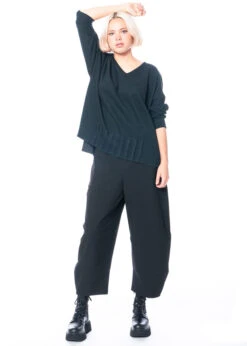 KEDZIOREK, Langärmeliges Oversize-Baumwollshirt Mit Aufgesetzten Abnähern 4941 -Kleider Geschaft 4941 4