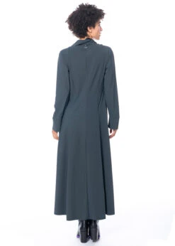 HIGH, Schönes Midikleid AUDACIOUS Perlmuttknopfleiste 31 HIGH, Schönes Midikleid AUDACIOUS Perlmuttknopfleiste -Kleider Geschaft audacious s21719 2