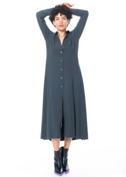 HIGH, Schönes Midikleid AUDACIOUS Perlmuttknopfleiste 29 HIGH, Schönes Midikleid AUDACIOUS Perlmuttknopfleiste -Kleider Geschaft audacious s21719 5