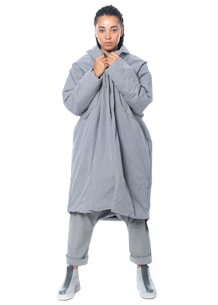 Studiob3, Oversize Wasserabweisender Mantel Corsaro 21 Studiob3, Oversize Wasserabweisender Mantel Corsaro – Bild 19