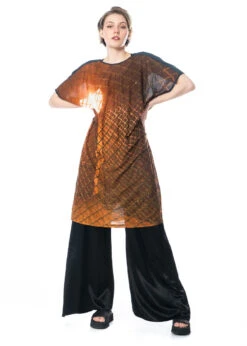 BARBARA BOLOGNA, Modisches Kleid Mit Großem V-Ausschnitt Und Fotodruck