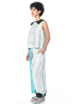 Annette Görtz, Leichte Sommerhose Sara In Kühlen Farben -Kleider Geschaft sara mit top sal und front act